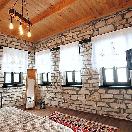 Hotell Bujtina Maria