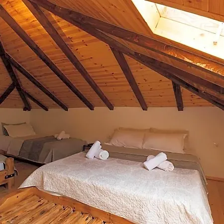 Bujtina Maria Szálloda 4*