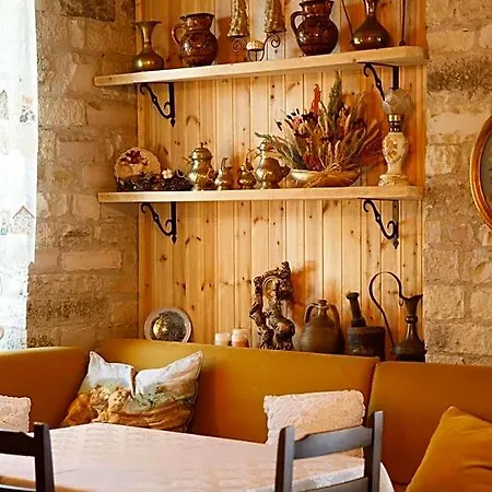 Hotel Bujtina Maria 4*